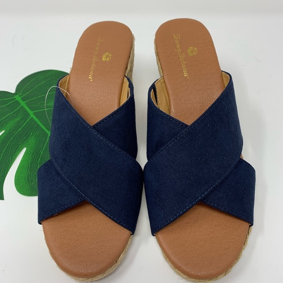 NWOT TOMMY BAHAMA Suede Cross Band Espadrille Wedge Sandals - Picture 2 of 9